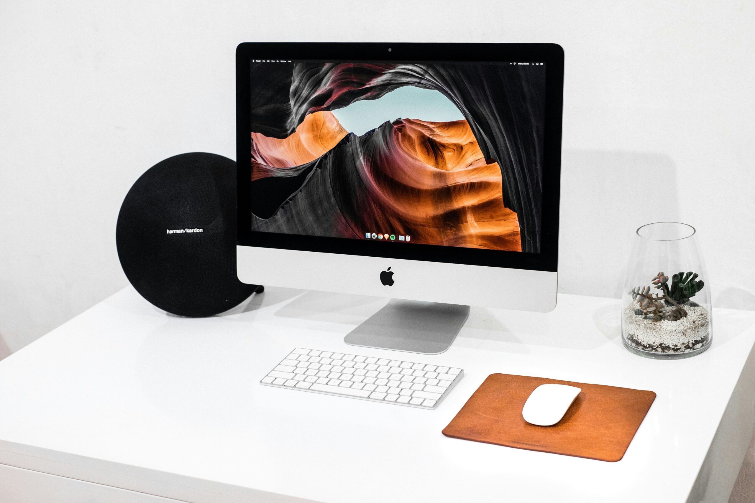Hello World Featured Image